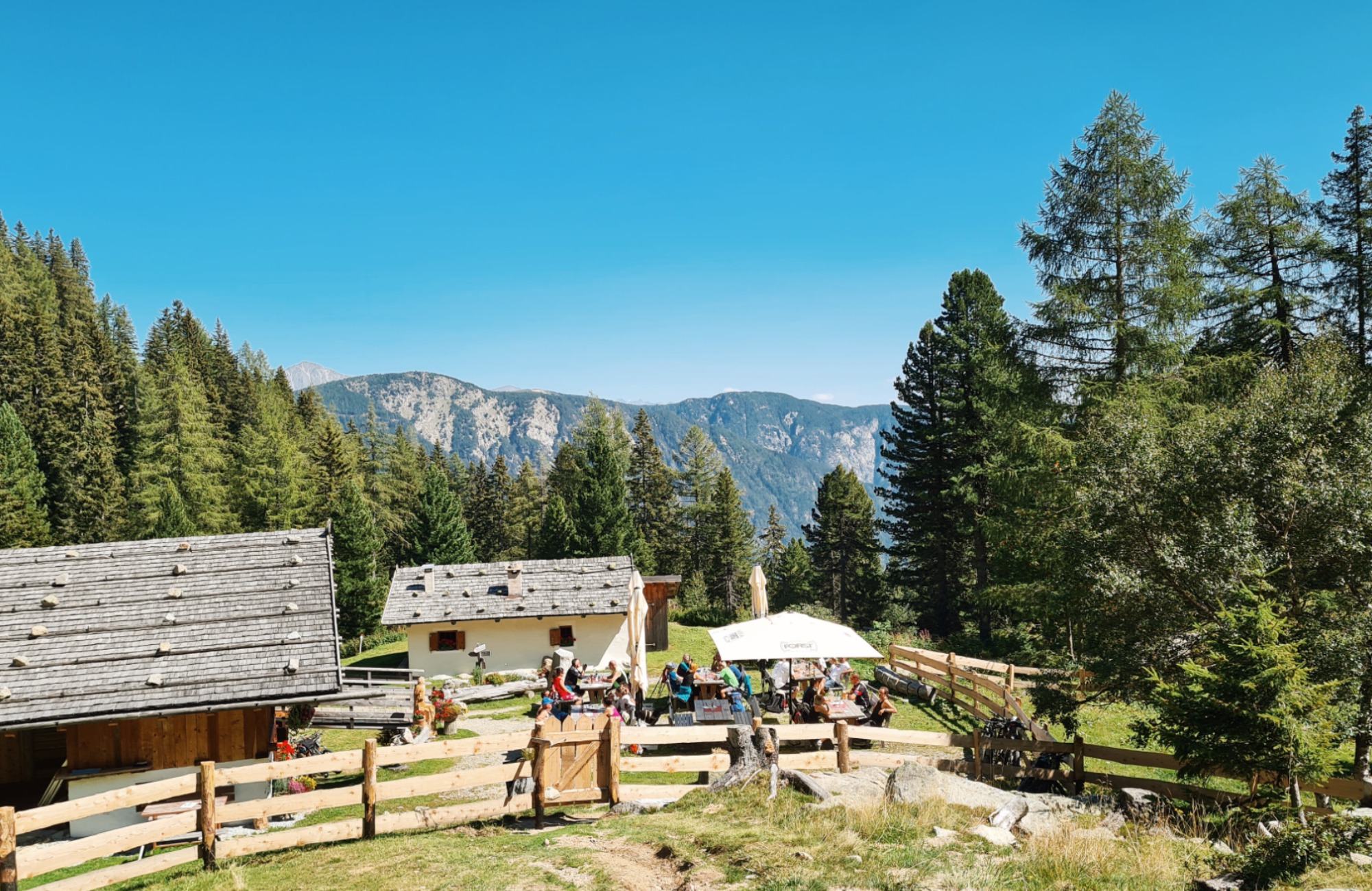 Almhütte Puntleider See Alm