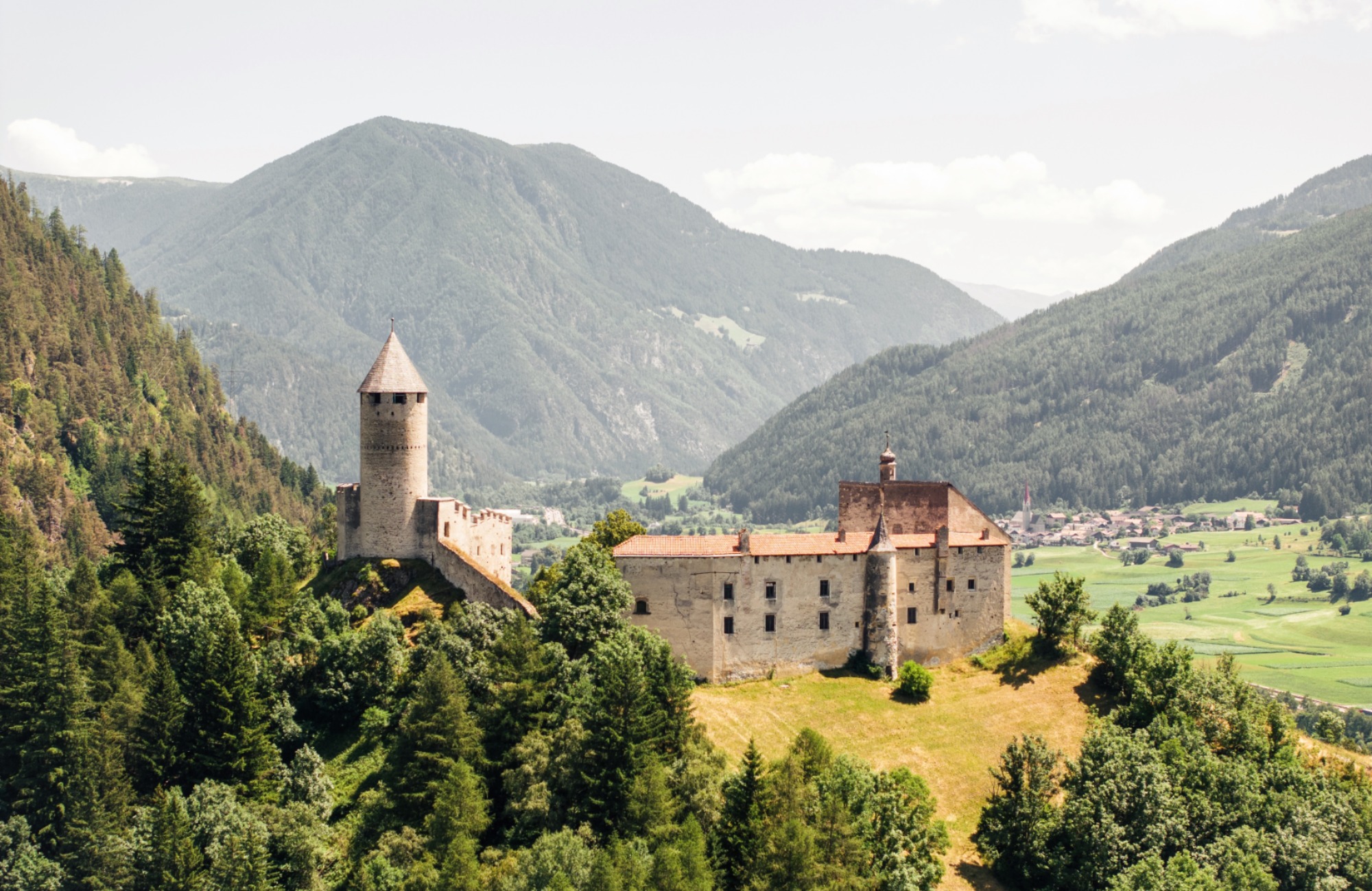 Schloss Sprechenstein